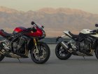 2022 Triumph Speed Triple 1200RR